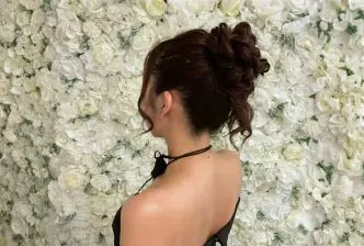 結婚式参列にぴったりの華やかアップスタイル